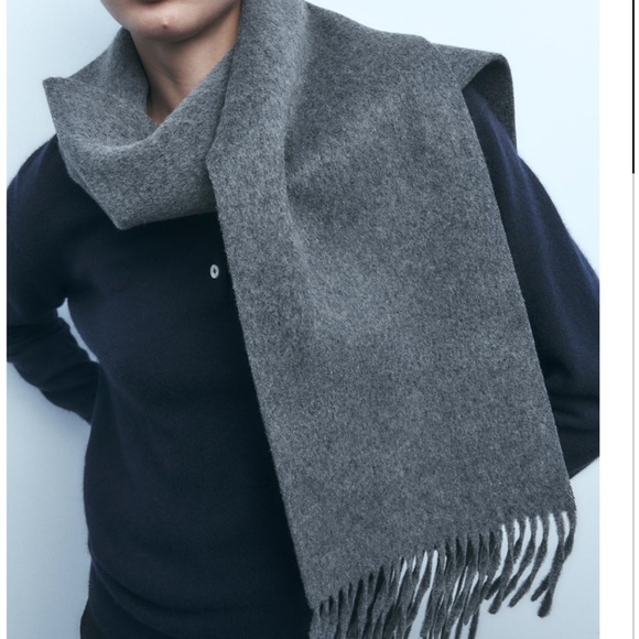 Zara dark gray 100% wool scarf wrap NWT - Picture 9 of 9
